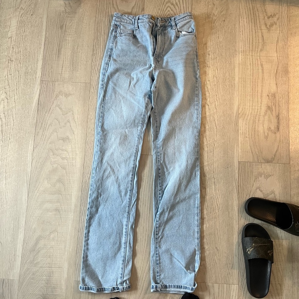 Zara straight leg jeans. Skinny fit
